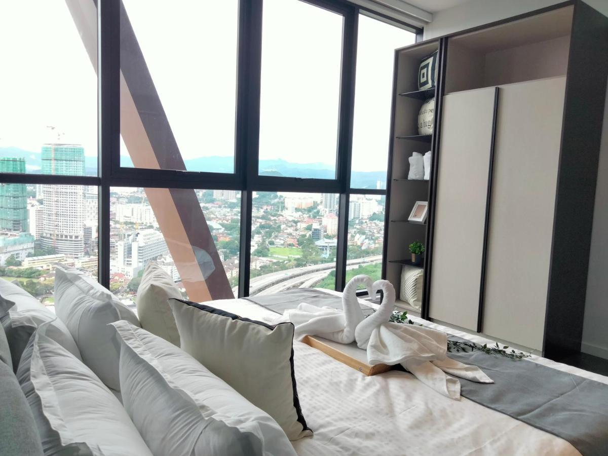 Scarletz Suites Klcc I Homebrickz Kuala Lumpur Dış mekan fotoğraf