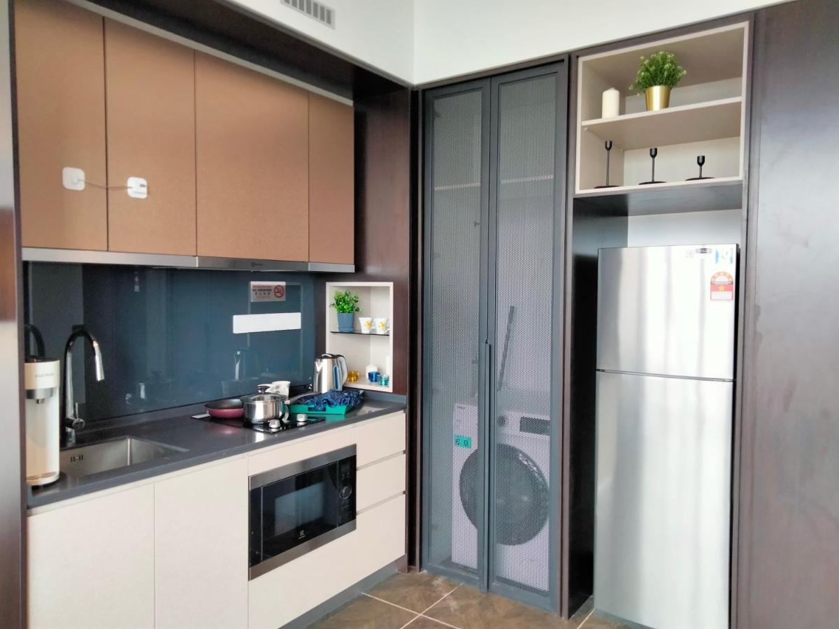 Scarletz Suites Klcc I Homebrickz Kuala Lumpur Dış mekan fotoğraf