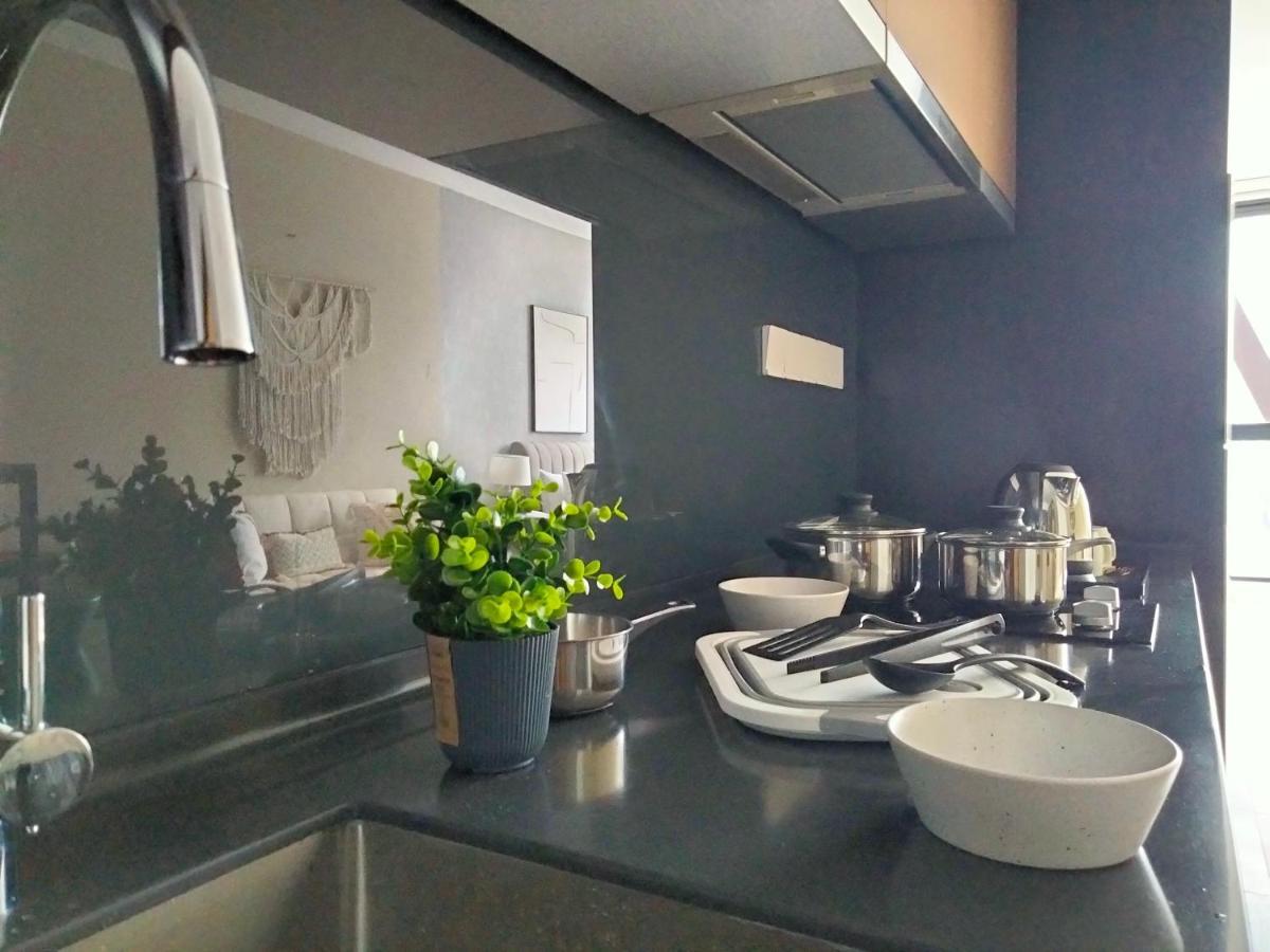 Scarletz Suites Klcc I Homebrickz Kuala Lumpur Dış mekan fotoğraf