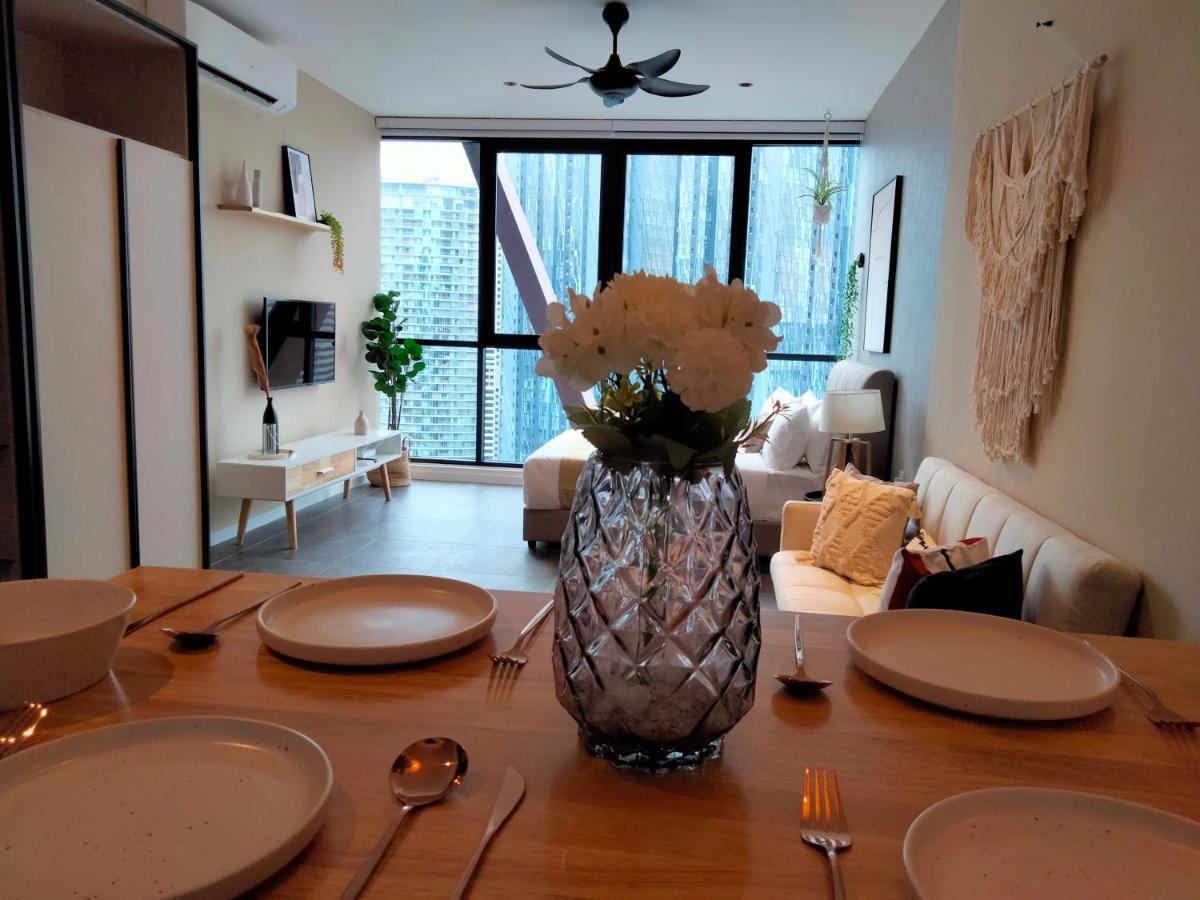 Scarletz Suites Klcc I Homebrickz Kuala Lumpur Dış mekan fotoğraf