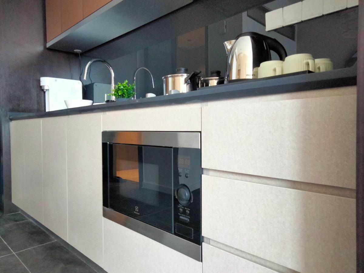 Scarletz Suites Klcc I Homebrickz Kuala Lumpur Dış mekan fotoğraf
