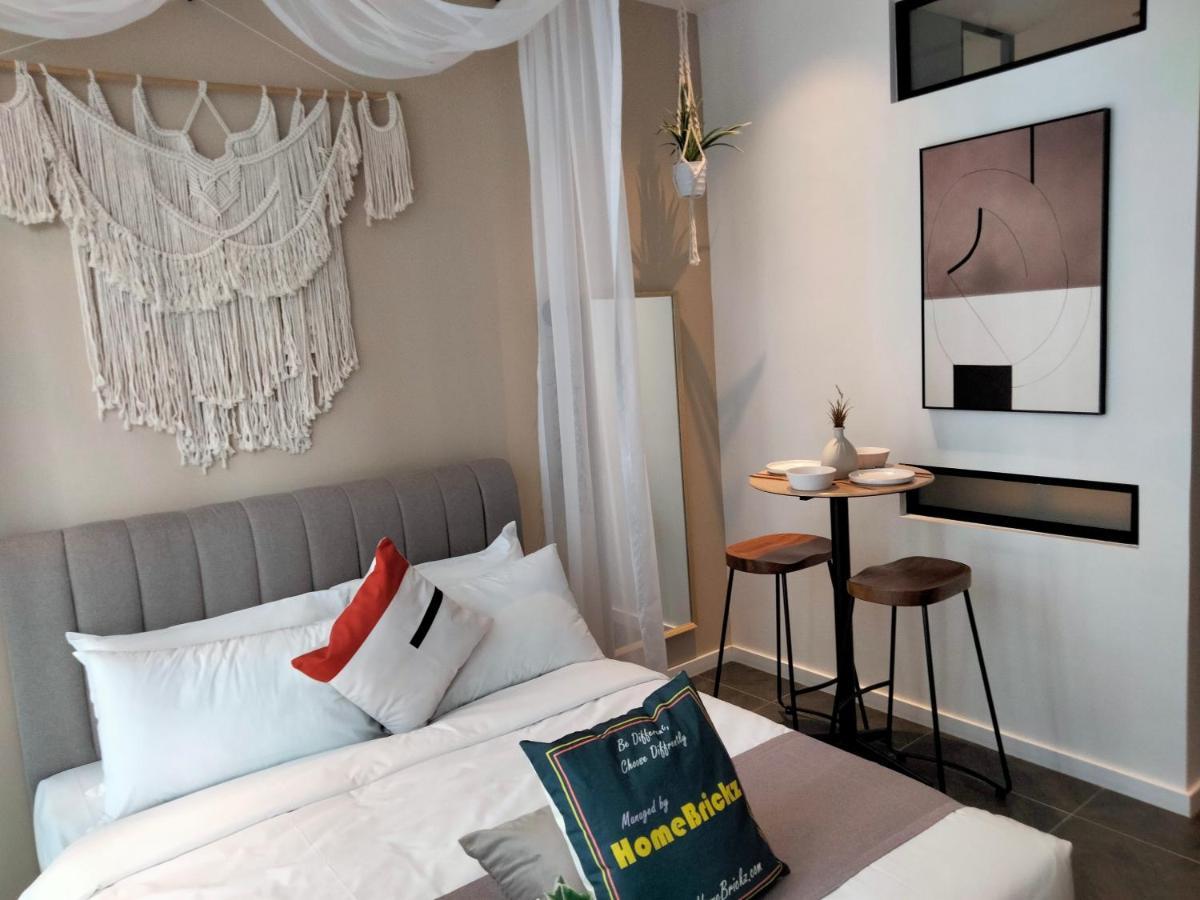 Scarletz Suites Klcc I Homebrickz Kuala Lumpur Dış mekan fotoğraf